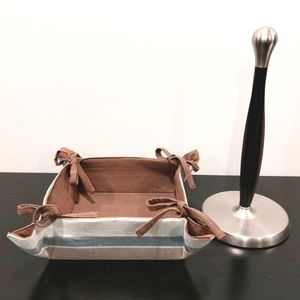 Umbra Tug Paper Towel Holder with bonus Dinner Napkin Holder
